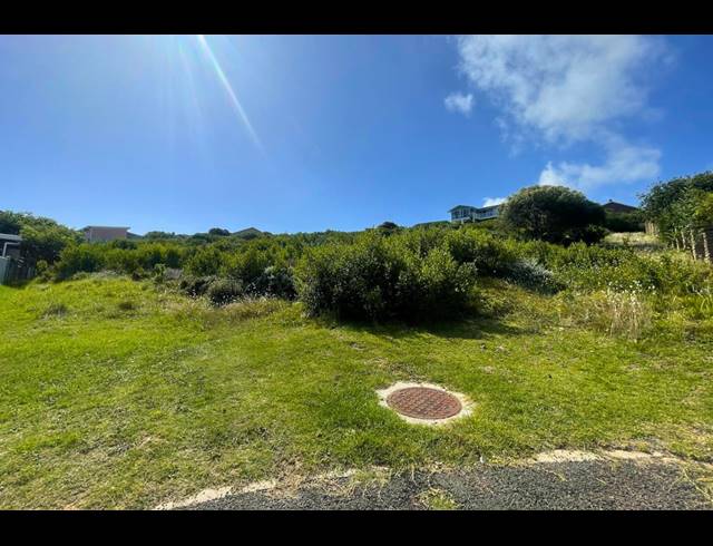 1,020M² VACANT LAND FOR SALE IN DANA BAY